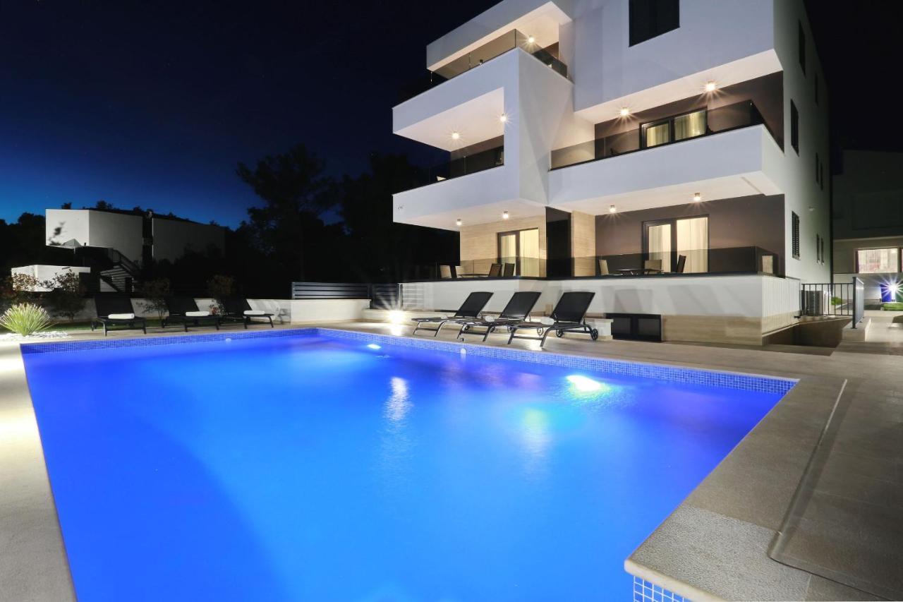 Villa Ankora 2 With Heated Pool 比奥格勒·纳·莫鲁 外观 照片