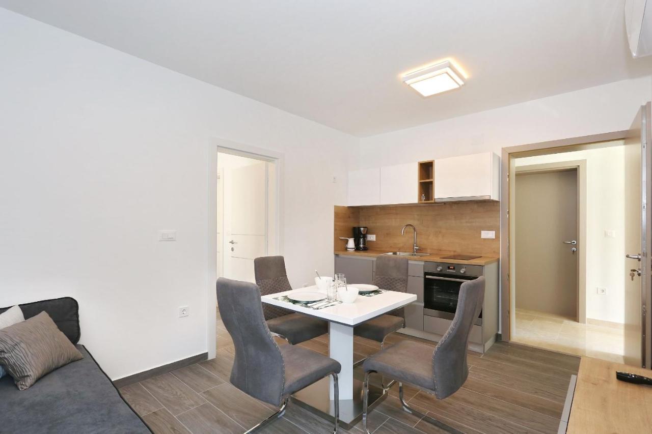 Villa Ankora 2 With Heated Pool 比奥格勒·纳·莫鲁 外观 照片