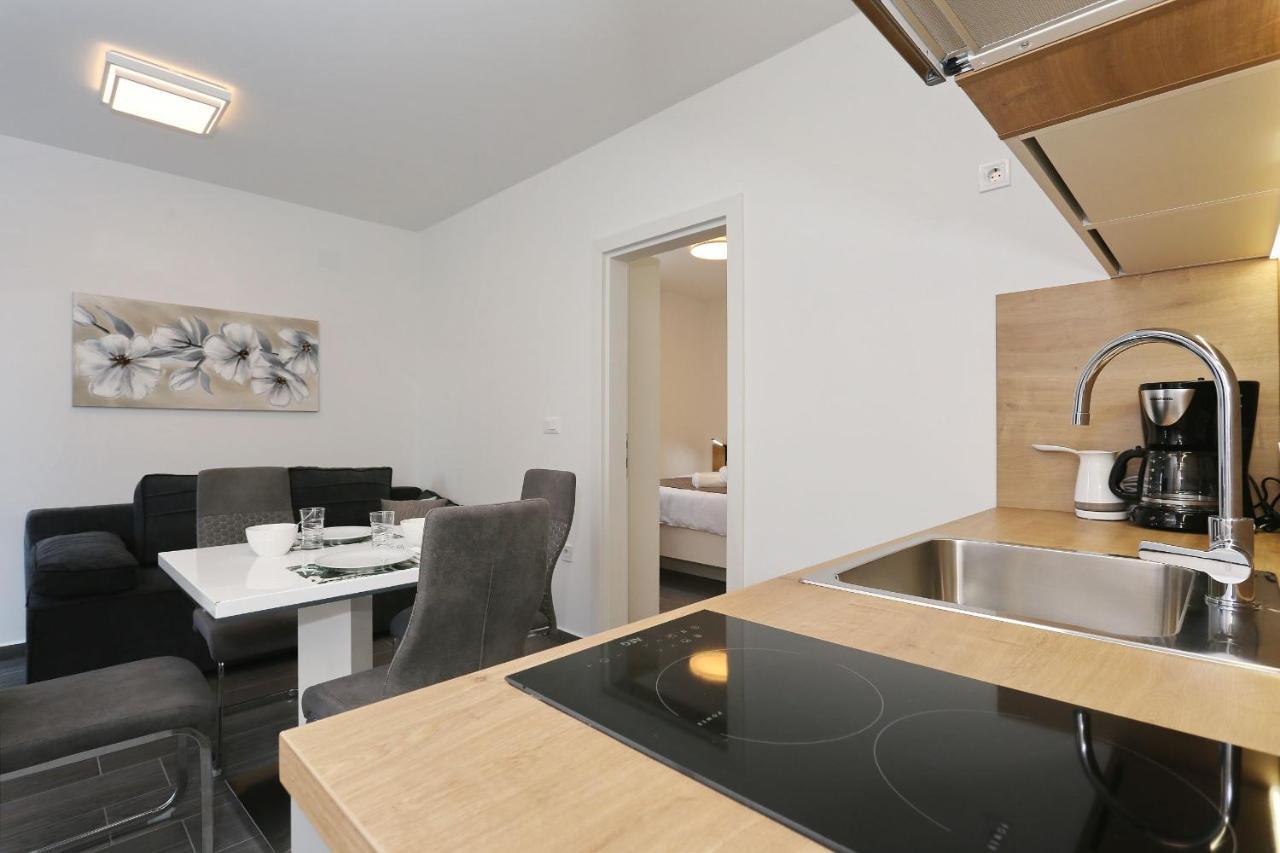 Villa Ankora 2 With Heated Pool 比奥格勒·纳·莫鲁 外观 照片