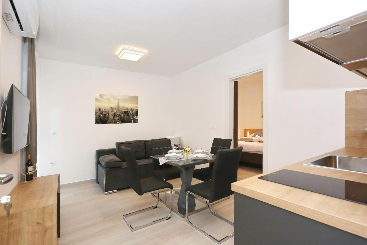 Villa Ankora 2 With Heated Pool 比奥格勒·纳·莫鲁 外观 照片