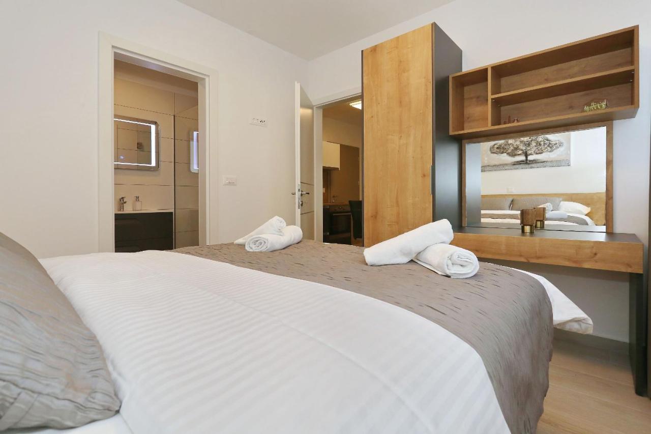 Villa Ankora 2 With Heated Pool 比奥格勒·纳·莫鲁 外观 照片